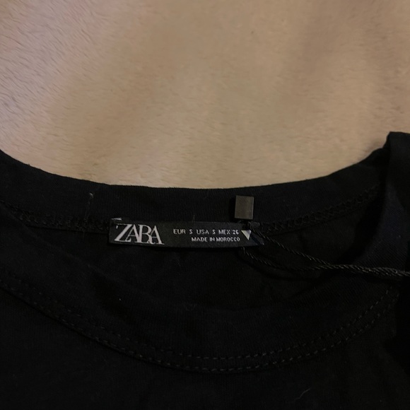 ZARA GRAPHIC TSHIRT - Picture 3 of 4